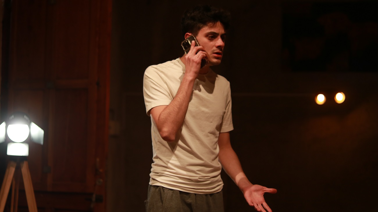 Estrenó "El gato, o cómo domesticar a un tigre", los jueves en El Cuenco Teatro. (Gentileza  Rodrigo Brunelli)