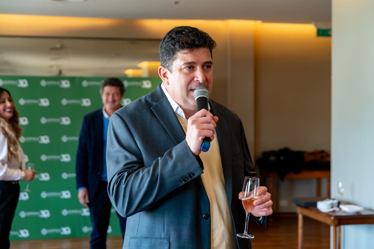 Ing. José Lozada, actual director de Sipssa en el festejo por los 30 años de la empresa (Sipssa).