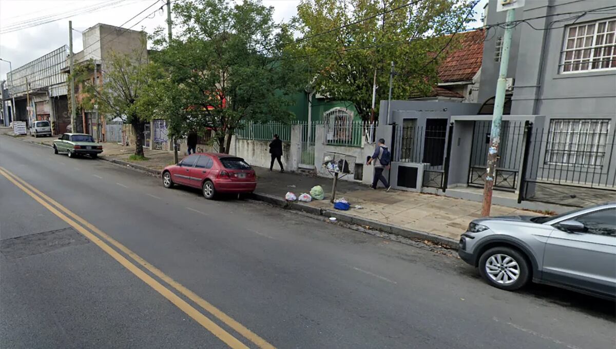 El macabro hallazgo fue en una vivienda de la avenida Rivadavia al 17.300 y ocurrió cuando el flamante dueño tomó posesión del inmueble. (Primer Plano)