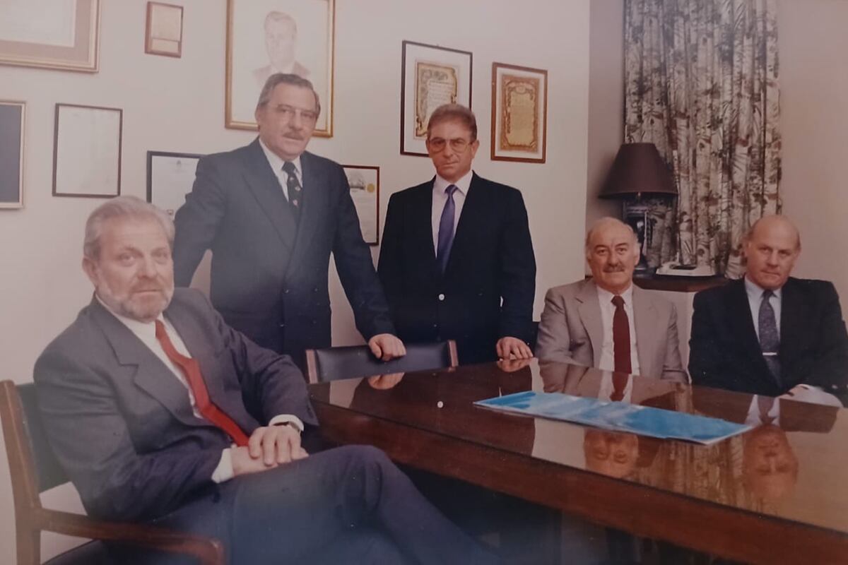 Oscar, Ricardo, Raúl, Américo y Víctor Baldi, los cinco fundadores de Rodel SA.