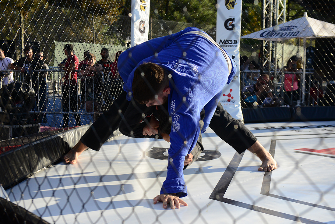 Primera ronda de competencia y eliminación de Deep Combat Reality Show en Deep Espacio, Villa Allende. (José Gabriel Hernández / La Voz)