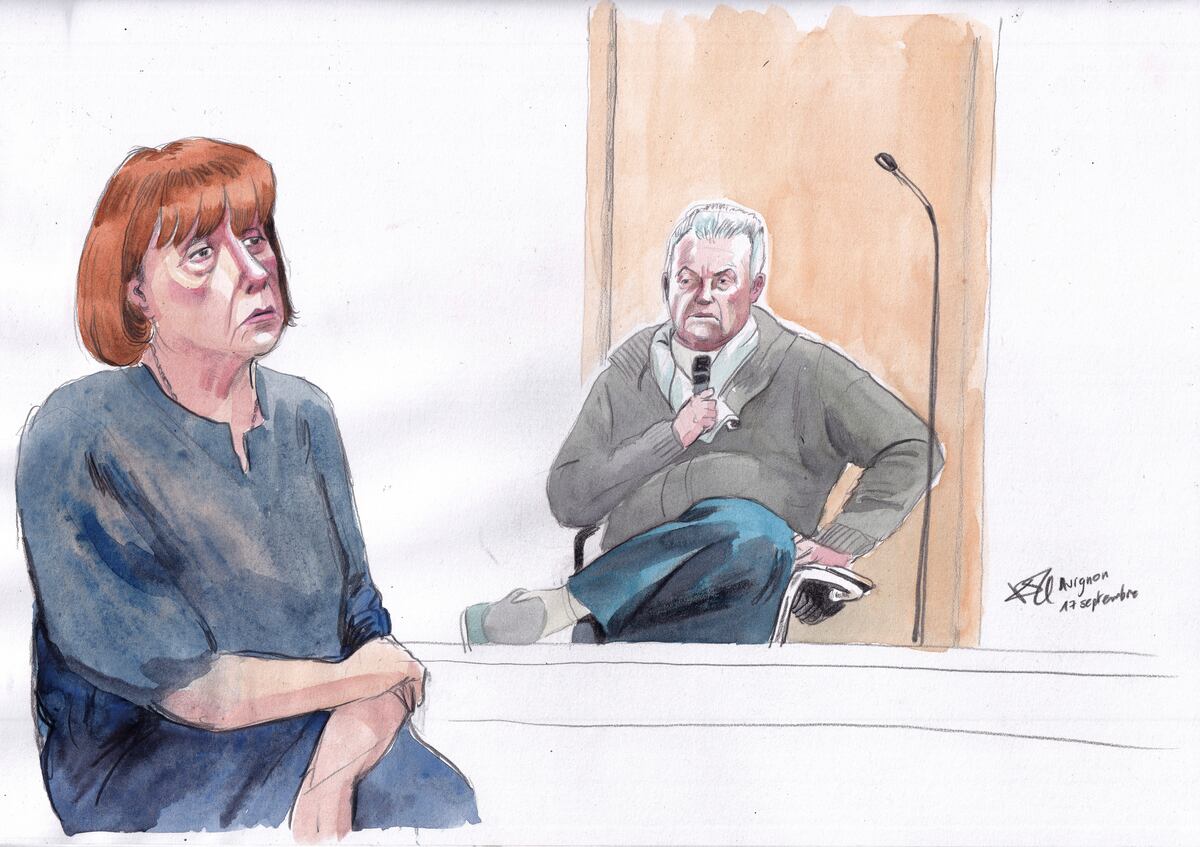 En esta imagen de archivo, una ilustración elaborada por Valentin Pasquier durante el juicio muestra a Gisèle Pelicot (izquierda) y a su exesposo, Dominique Pelicot, en la corte de Avignon, en el sur de Francia, el 17 de septiembre de 2024. (AP Foto/Valentin Pasquier, archivo)