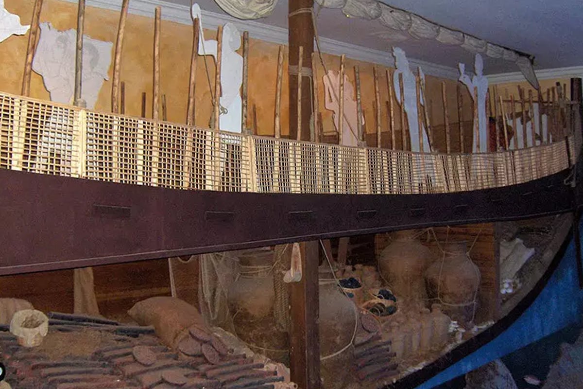 El Uluburun se puede visitar en el Museo de Arqueología Submarina de Bodrum. Georges Jansoon.