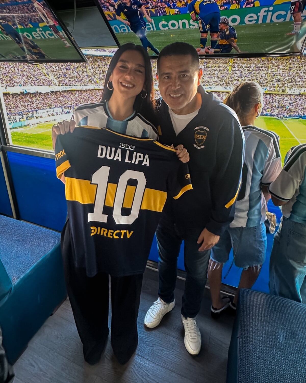 Franco Colapinto y el inesperado pedido a Dua Lipa tras el triunfo de Boca en el Superclásico