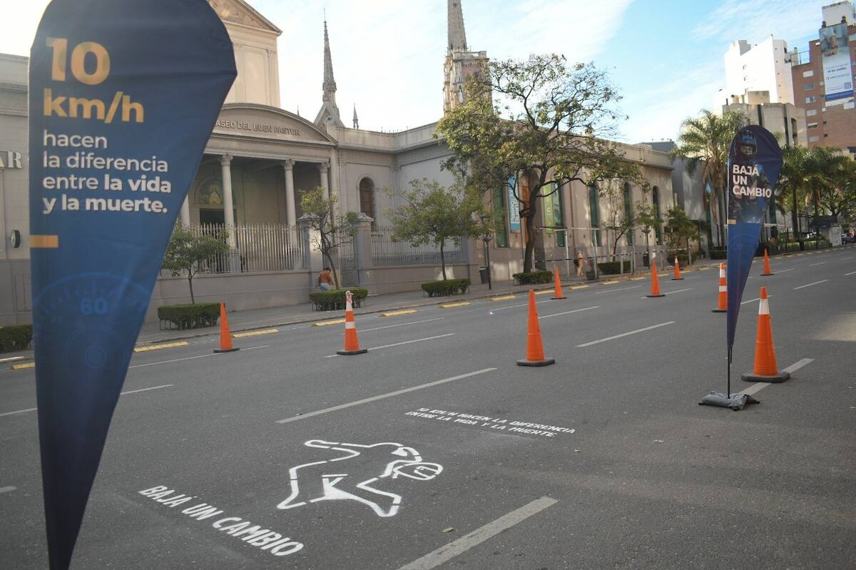 La Municipalidad de Córdoba lanzó la campaña de seguridad vial “Bajá un cambio”. (Municipalidad)