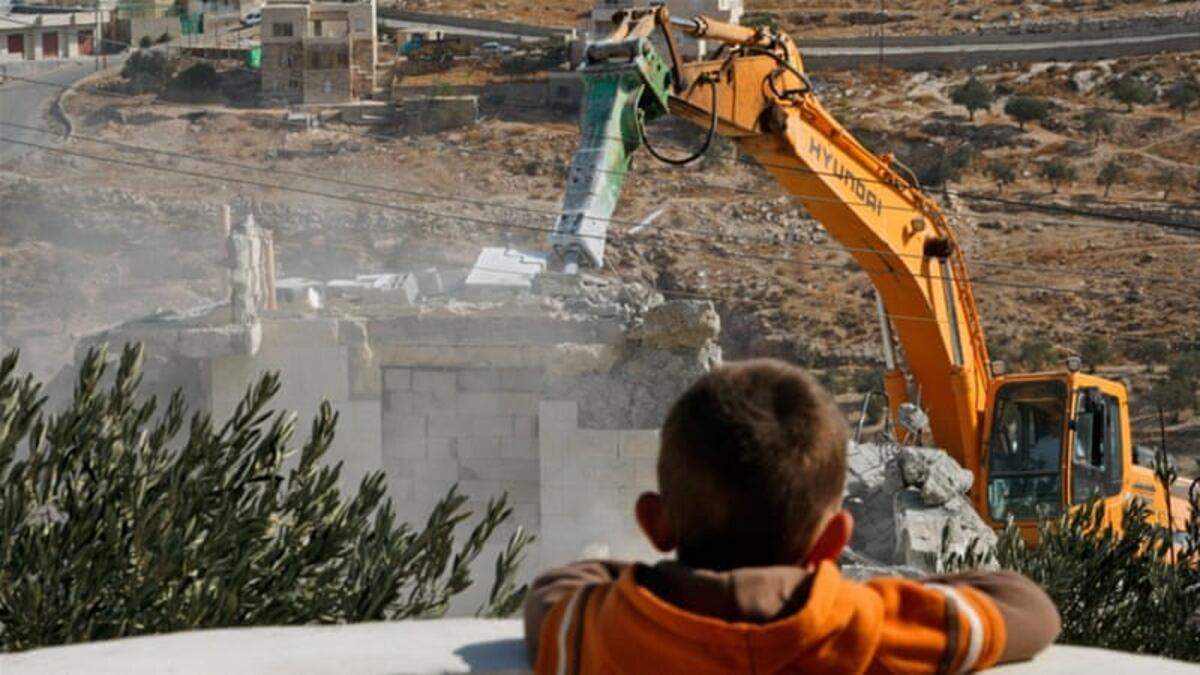 Israel demoliendo hogares palestinos
