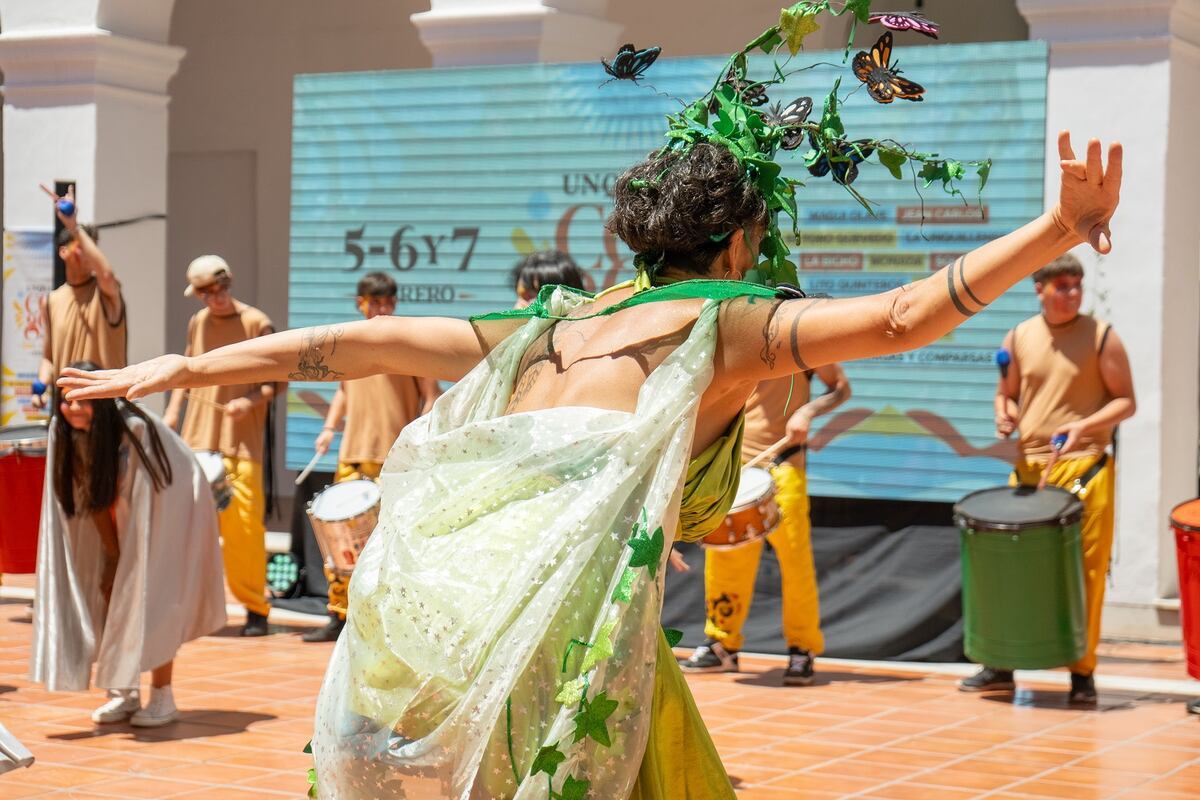 La murga La Unquillense animó la presentación de este martes. (Gentileza NMG Producciones).