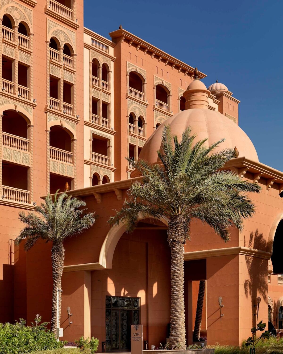 Playa privada y habitaciones de lujo: el lujoso hotel que eligió la selección argentina por la Finalissima. (Sitio web oficial hotel Kempinski)