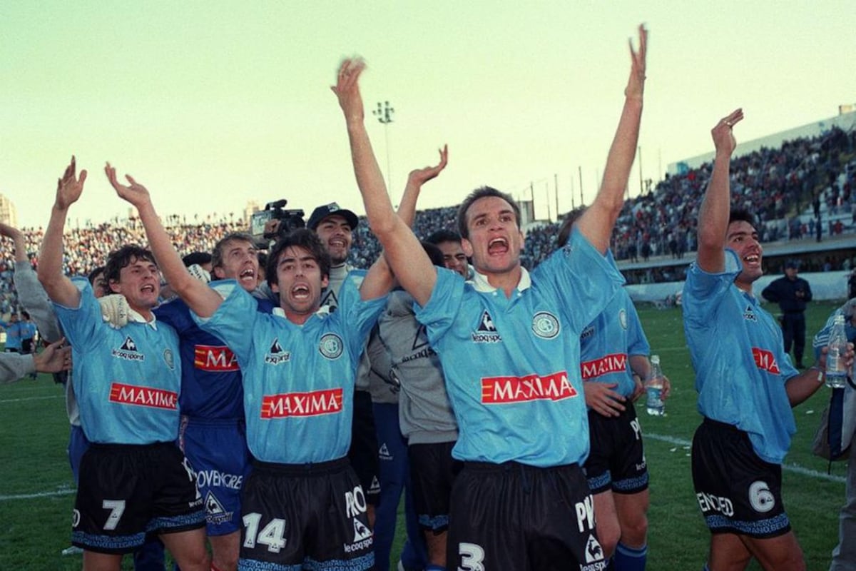 Norberto Testa celebra la victoria del Celeste. (La Voz / Archivo)