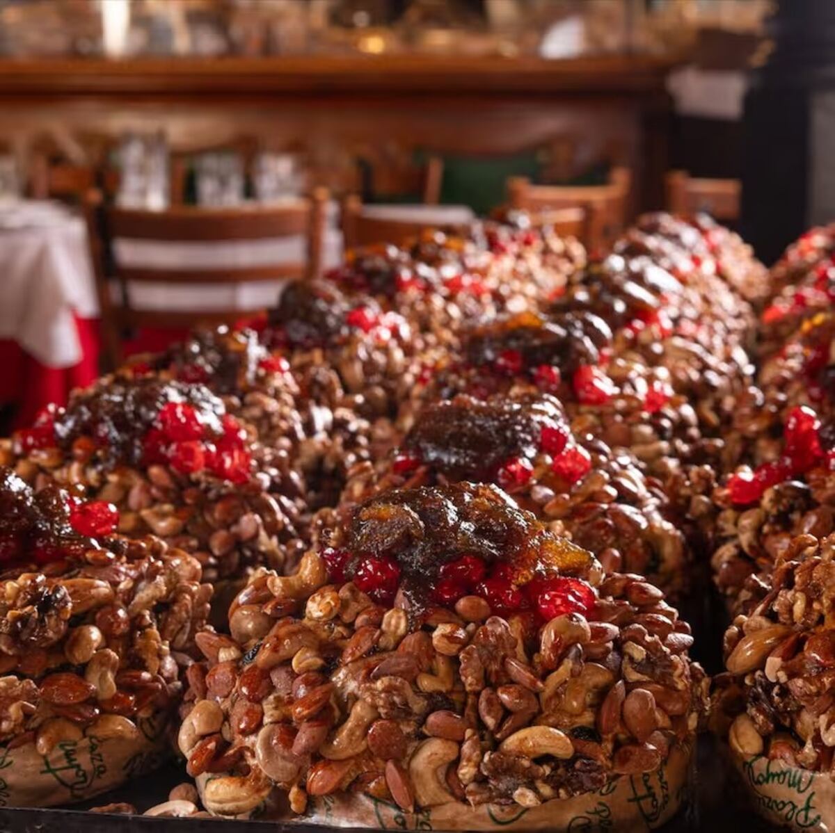 Cuánto cuesta el Pan Dulce de Plaza Mayor en 2025: dónde comprarlo y la sorprendente reventa