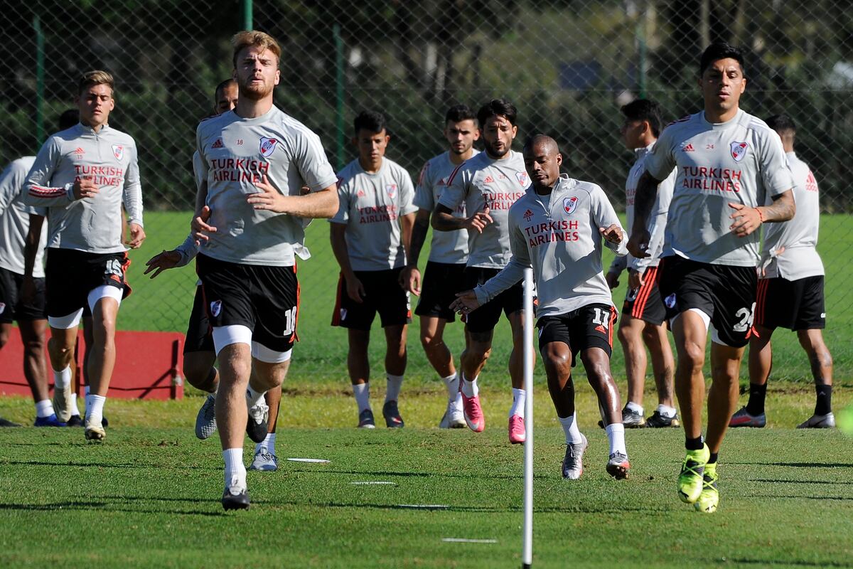 River se entrenó esta mañana pensando en Fluminense, por Libertadores, y San Lorenzo, por la Liga Profesional.