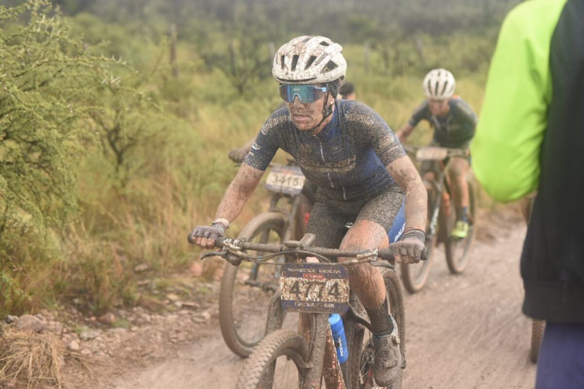 Desafío Río Pinto, día2. La competencia más convocante de MTB a nivel continental, con una inscripción de 5500 participantes, un récord histórico. (La Voz)