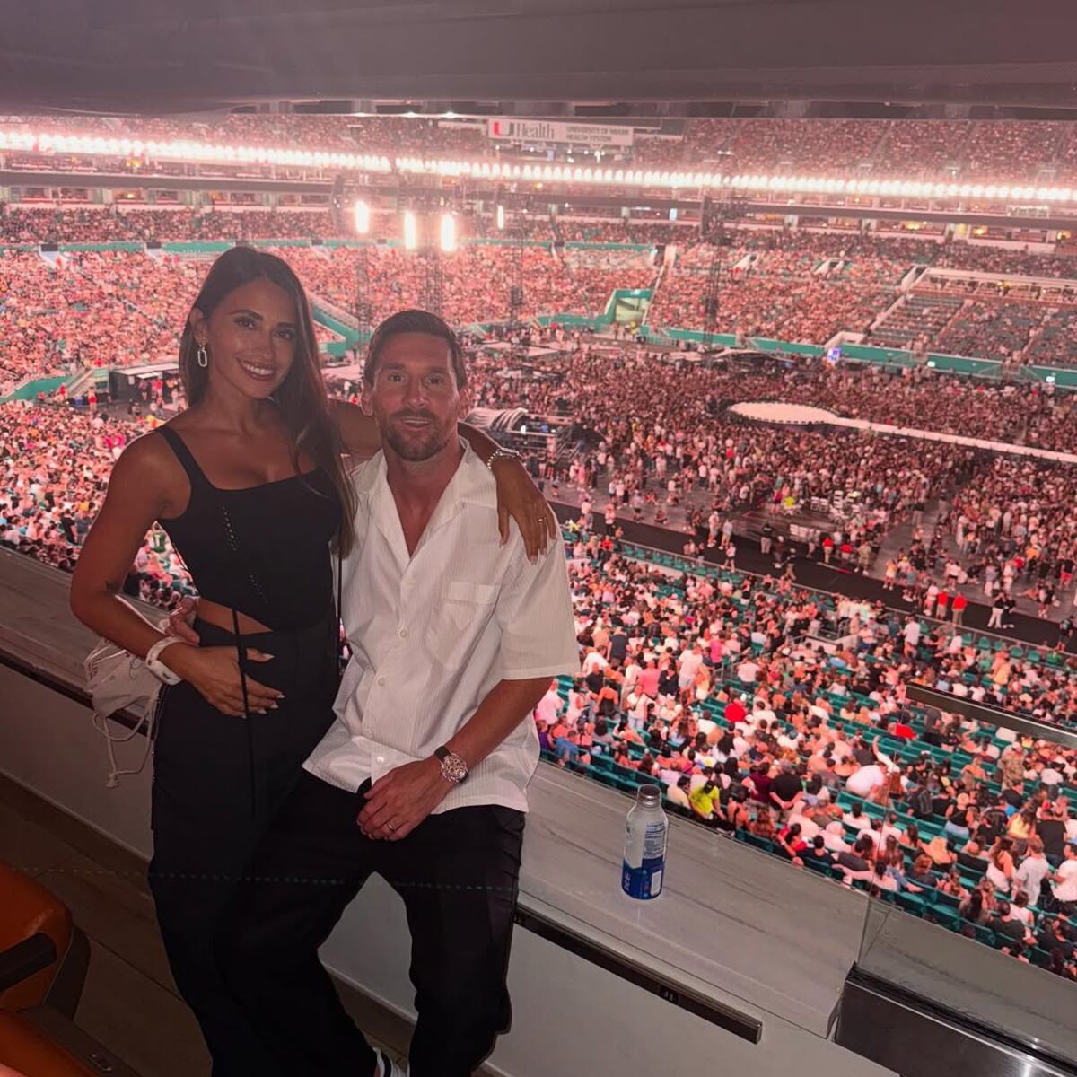 Lionel Messi y Antonela Roccuzzo estuvieron en el último show de Coldplay en Miami junto a sus hijos (Instagram de Lionel Messi y Antonela Roccuzzo)