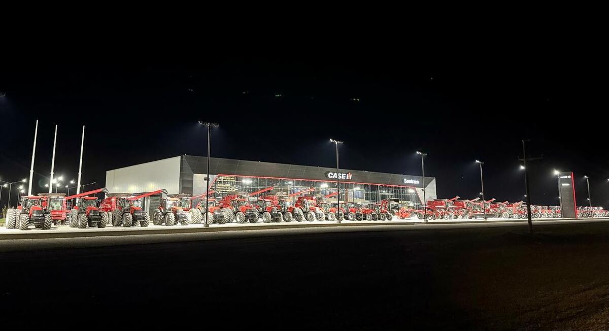 MAQUINARIA AGRÍCOLA. La nueva concesionaria Semtraco de la marca Case IH en Monte Maíz es la más grande de América Latina (Gentileza Case IH