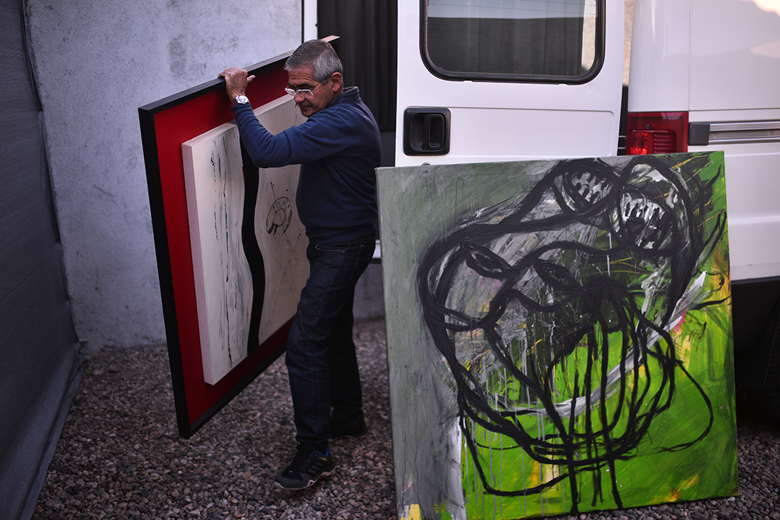"Pepe" Mascarello, en su furgoneta (Foto: Pedro Castillo)