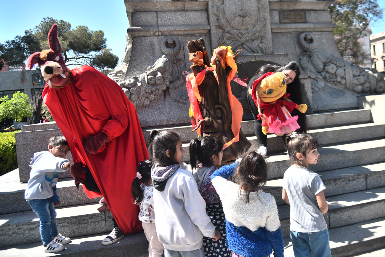 Inauguración de la 11° Edición del Festival Internacional de Teatro-Córdoba para las infancias y la juventud. (Pedro Castillo / La Voz)
