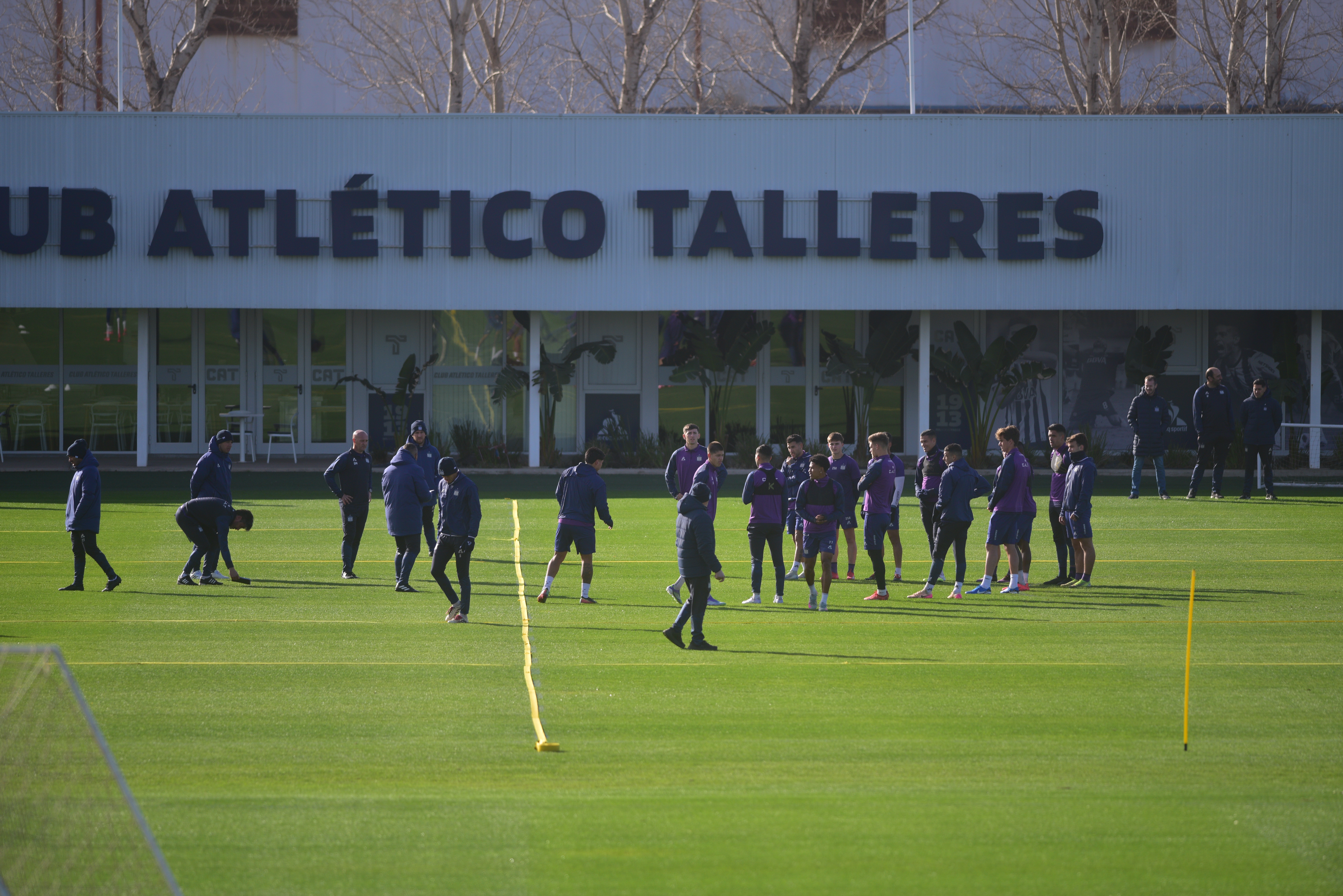 El plantel en el entrenamiento de Talleres en el Card. (Pedro Castillo / La Voz)