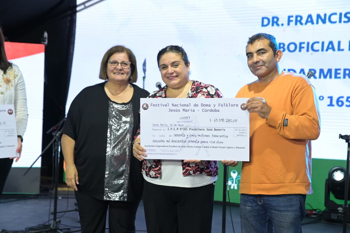 El festival de Jesús María repartió utilidades entre las escuelas de la zona.