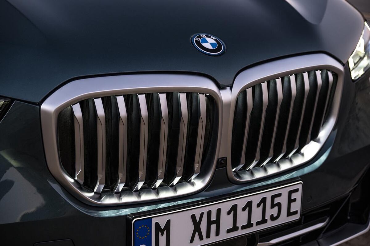 Sigue presente la parrilla en forma de riñón característica de BMW.