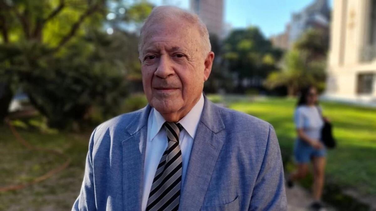 Para el infectólogo cordobés Hugo Pizzi hay que prestar atención a las respiratorias.