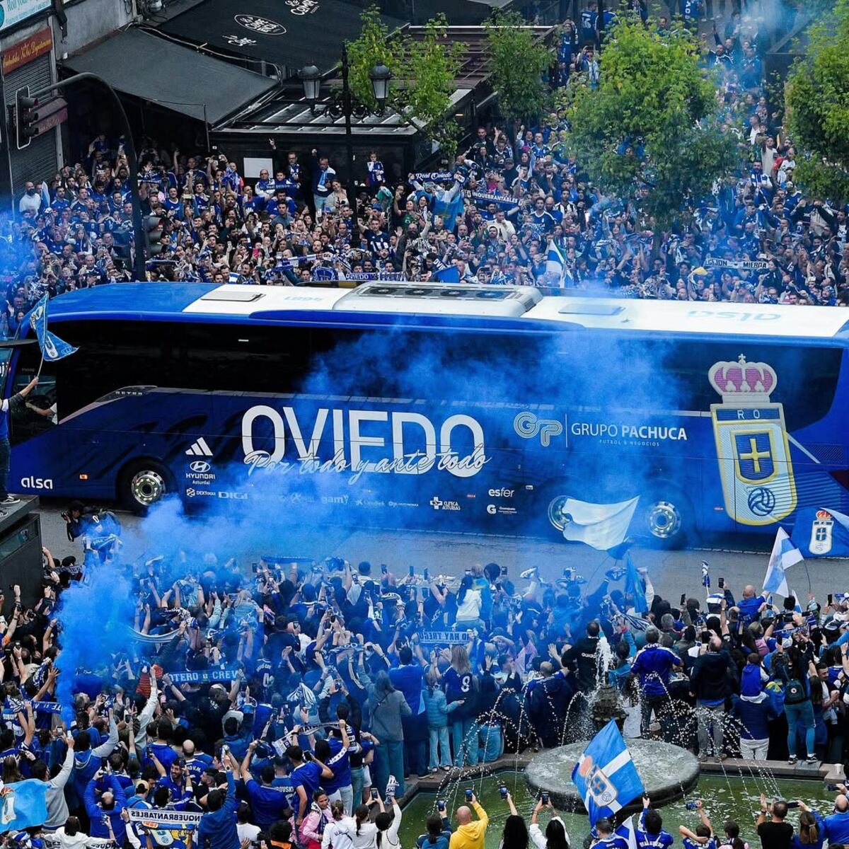 Santiago Colombatto logró el ascenso con el Oviedo de España. (Instagram Santi Colombatto).