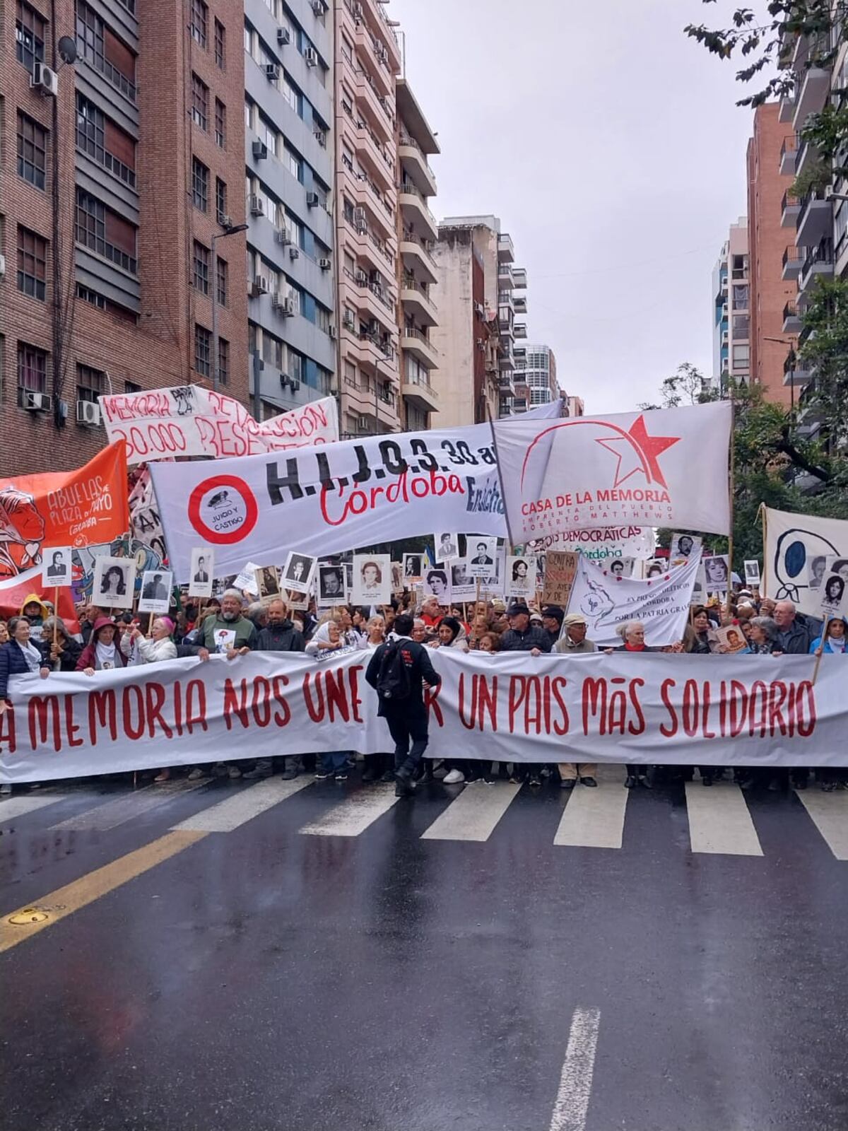 24M: marcha por la Memoria, Verdad y Justicia en Córdoba. (La Voz / Javier Ferreyra)