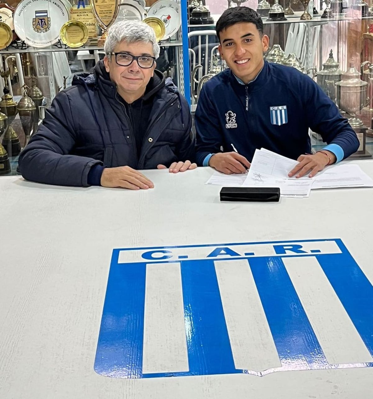 Leonel Monti, volante o extremo de Racing que firmó su primer contrato y debutará este viernes. (Prensa Racing).