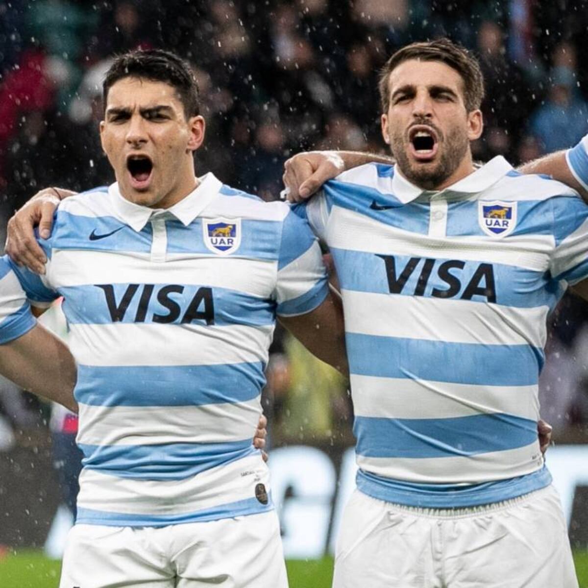 Santiago Carreras y Juan Cruz Mallía comparten equipo en Los Pumas. (Prensa UAR / Archivo)