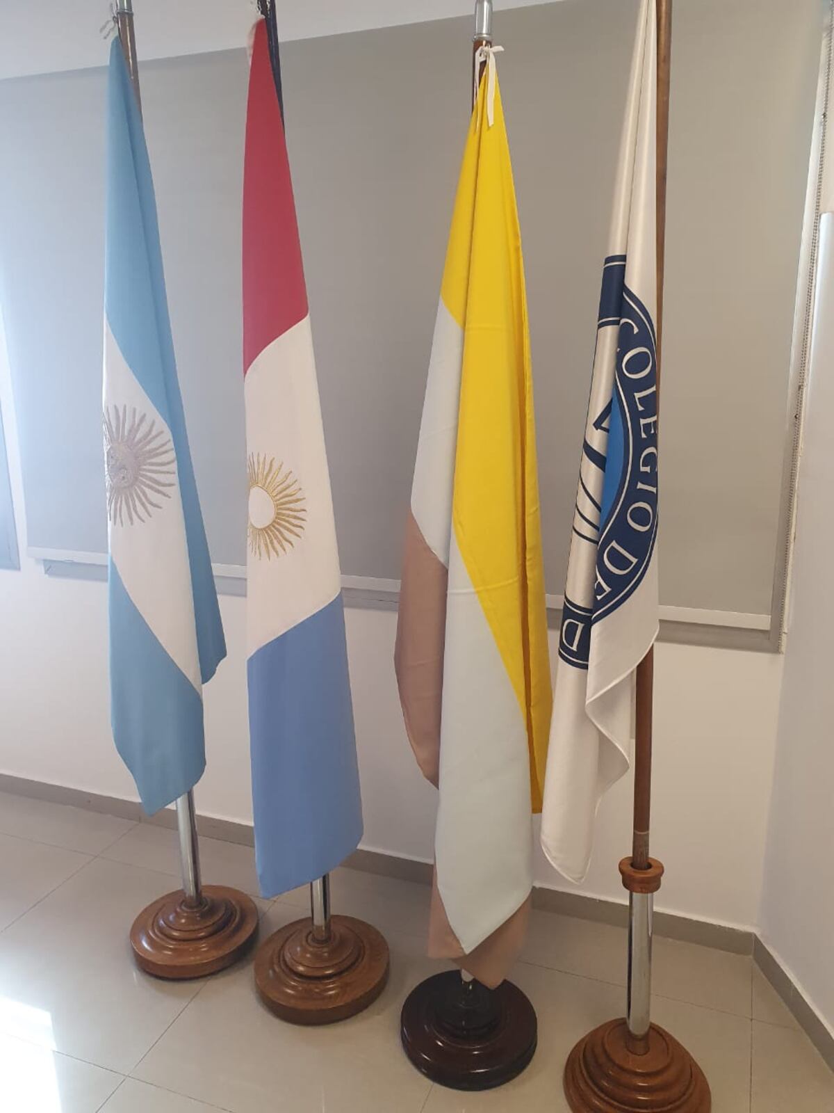 La Bandera de la Discapacidad luce oficialmente como una insignia más en el Colegio de Abogados de Córdoba.