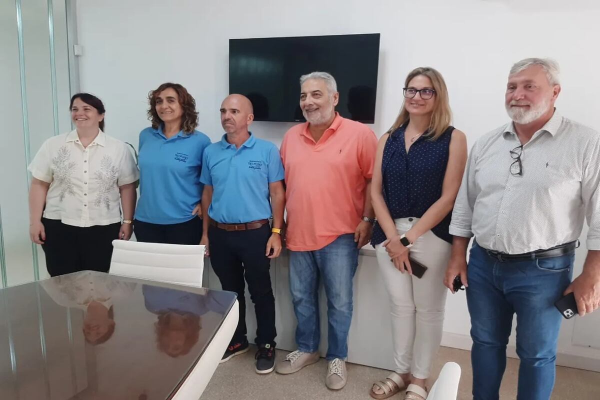 El convenio se firmó en el Palacio Municipal y participaron autoridades municipales e integrantes del Consejo de Administración de la Cooperativa.(gentileza Coop. Tío Pujio)