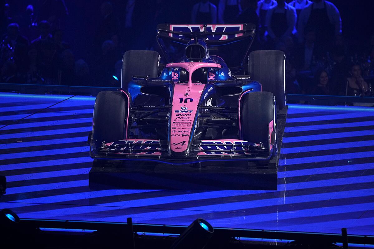 El nuevo auto del piloto francés Pierre Gasly, de Alpine. (AP)