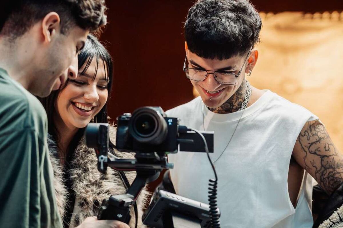 El curso de producción y dirección de videoclips es presencial y comienza en septiembre.