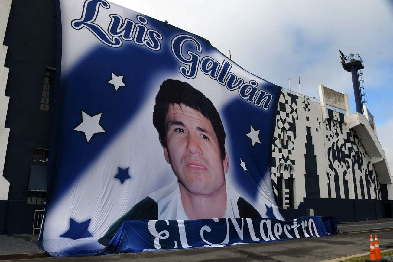 Velorio de Luis Adolfo Galvan en la Boutique de Barrio Jardin (Ramiro Pereyra/La Voz)