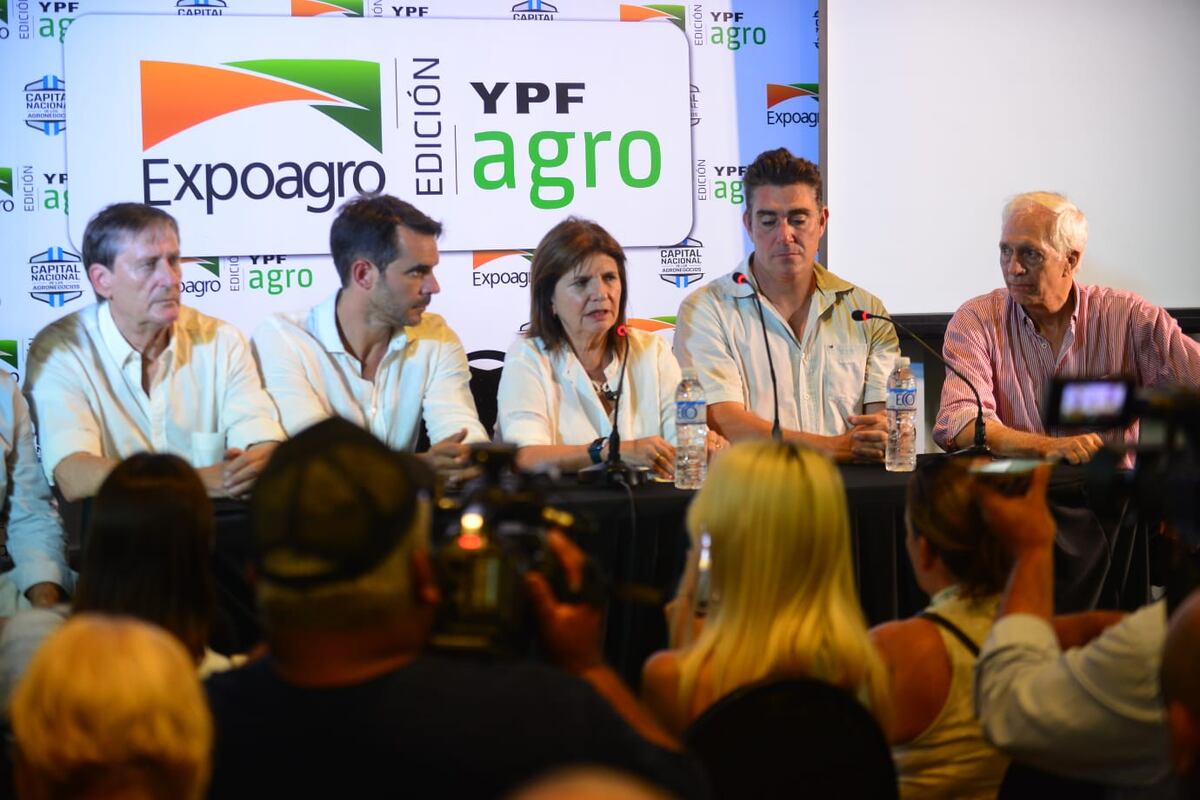Patricia Bullrich visitó la muestra Expoagro. (Nicolás Bravo / La Voz)