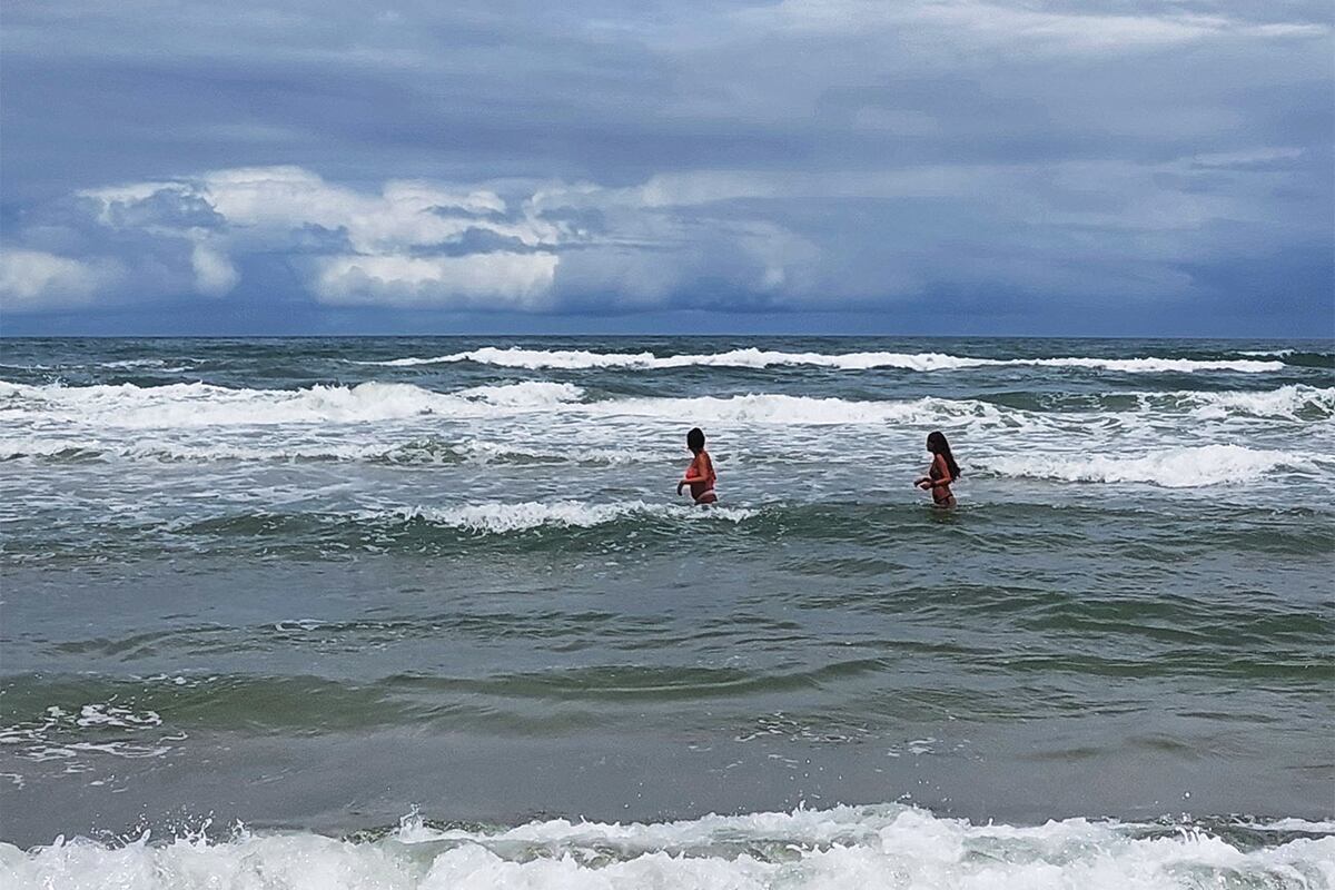 El mar de Torres tiene un oleaje intenso pero siempre se disfruta
