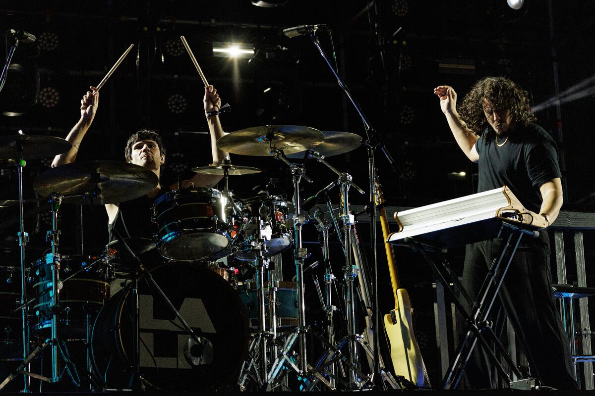 Tomás Luján, el baterista cordobés que brilla en la banda de Lali Espósito. (Gentileza Guido Adler).