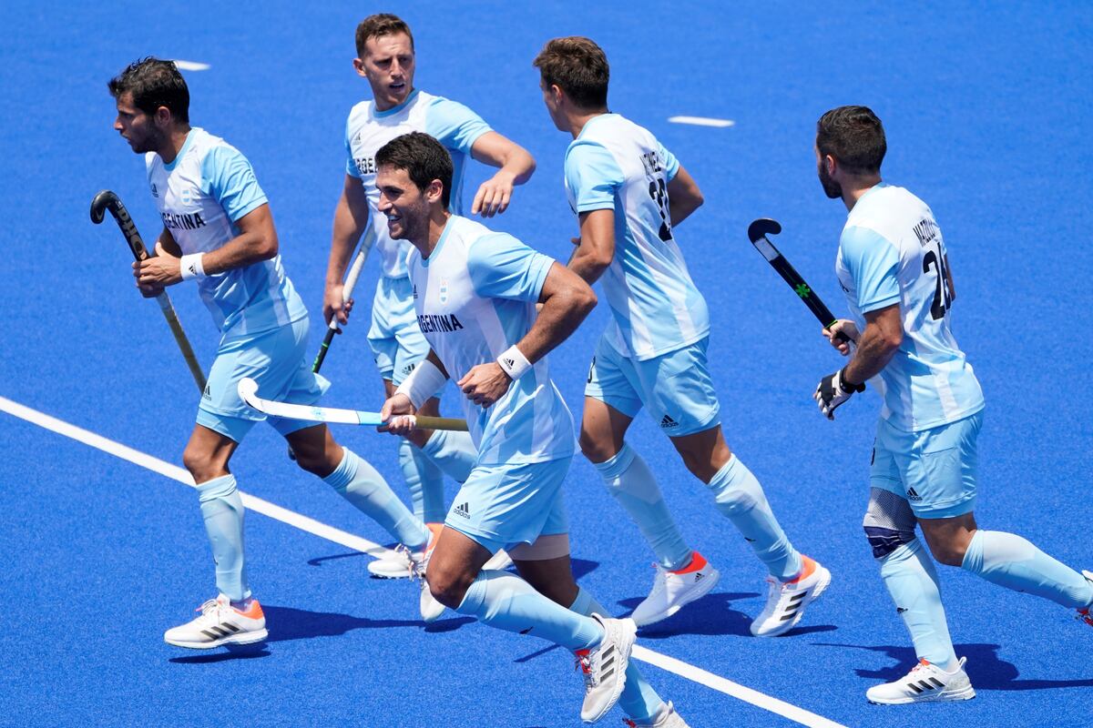 Los Leones enfrentan a Japón y buscan una victoria que los aproxime a la clasificación a la siguiente instancia en Tokio 2020. (Foto: AP)