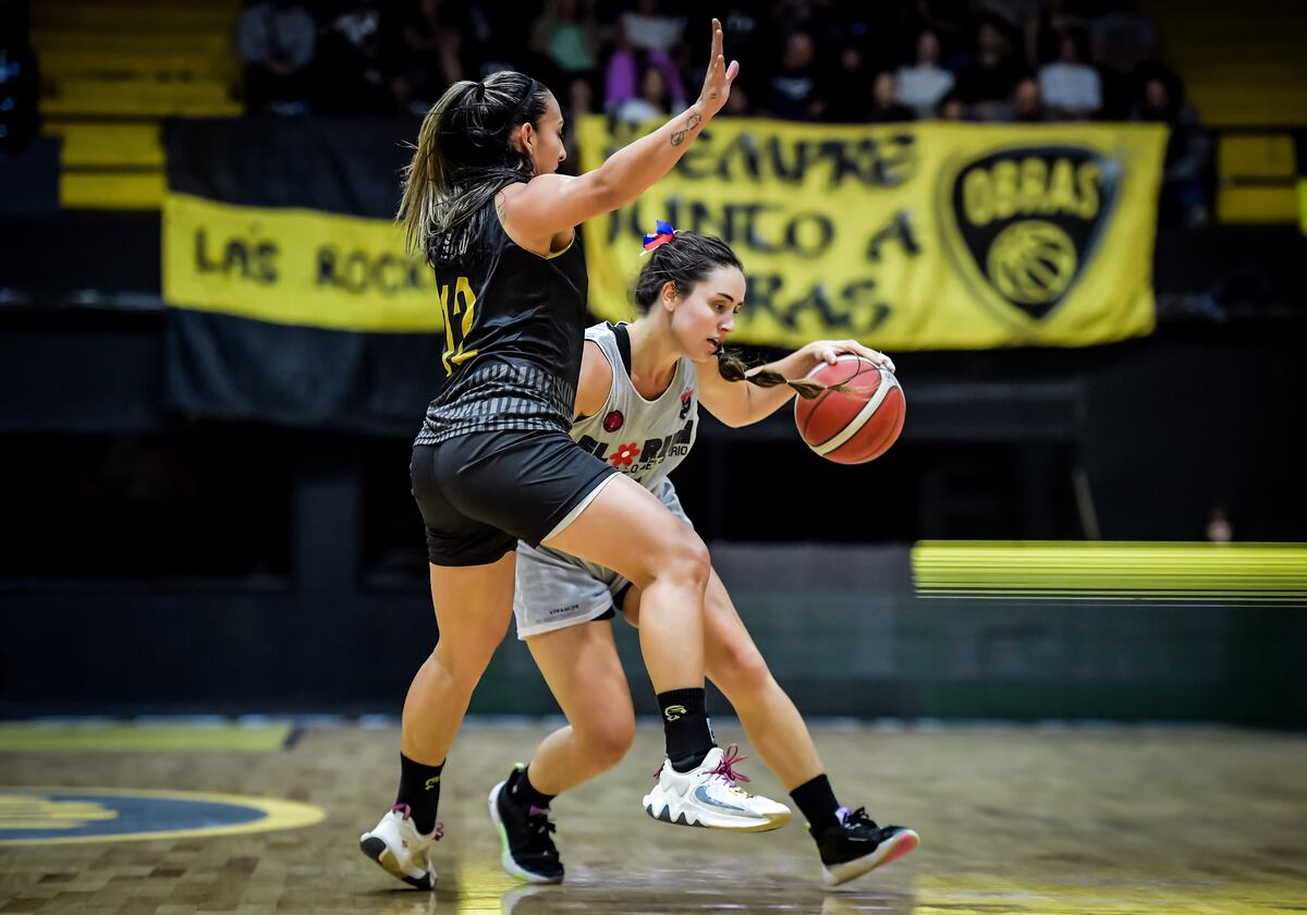 Unión Florida y Obras, las protagonistas de la final de la temporada 2023/2024 de la Liga Nacional femenina. (Marcelo Endelli / Liga Nacional)