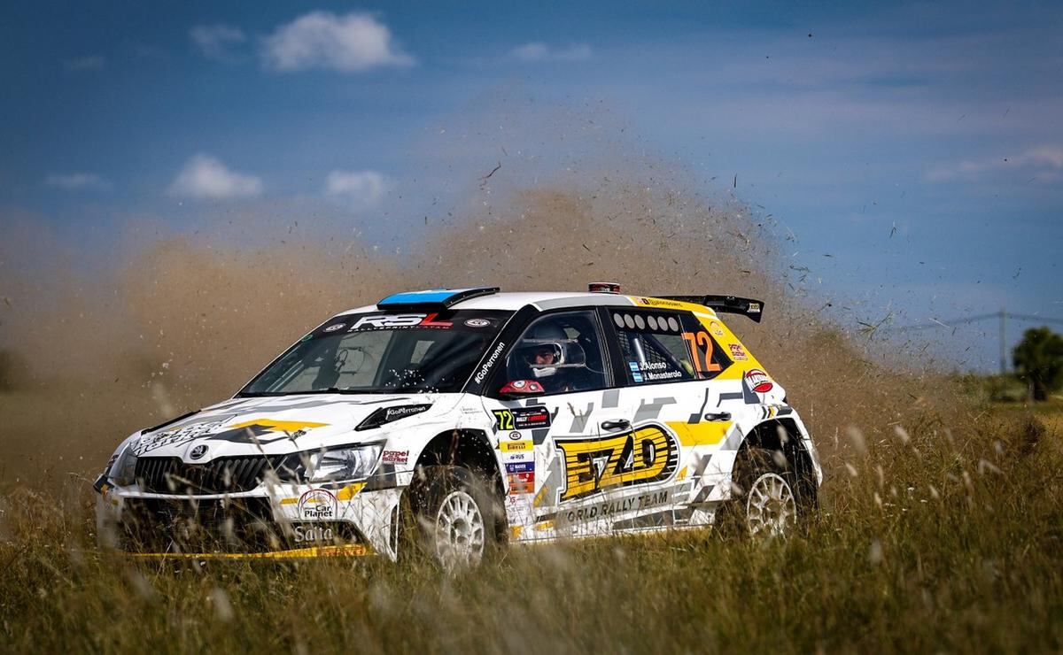 El cordobés Juan Carlos Alonso (Skoda), junto a Pablo Monasterolo.