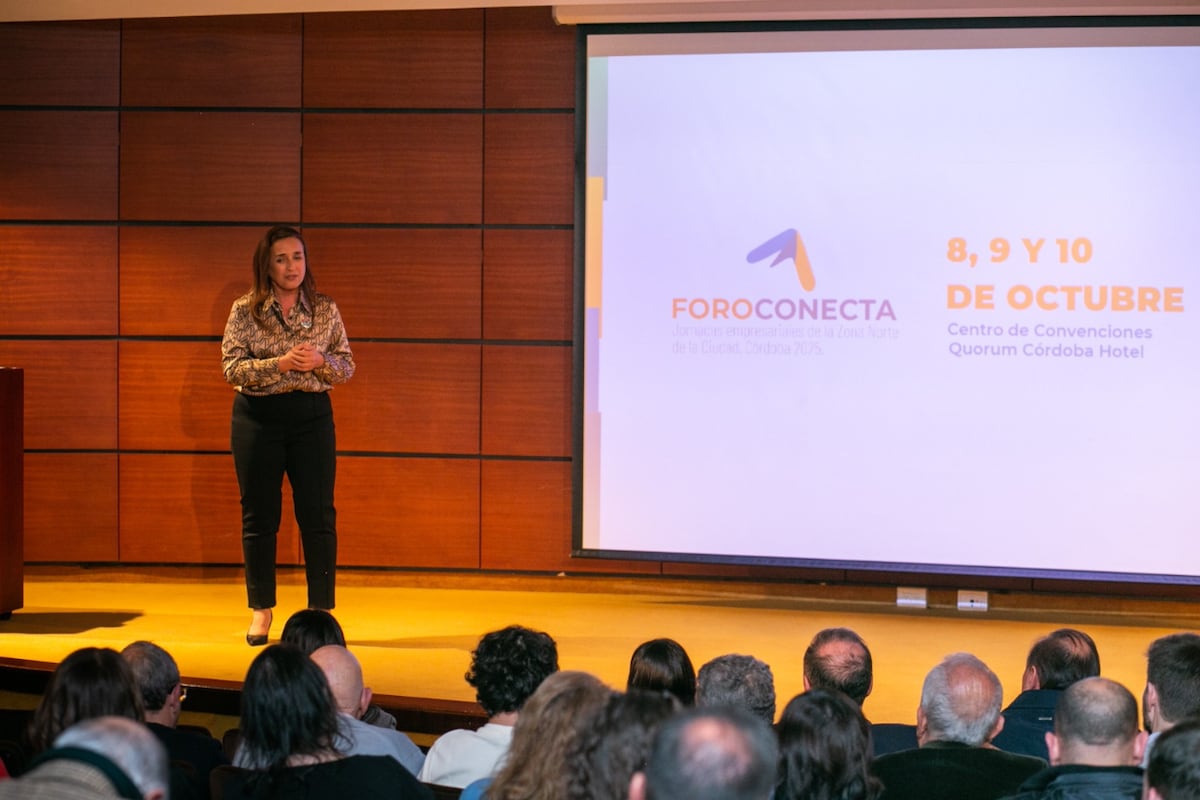 Myrian Prunotto, vicegobernadora de Córdoba, en el lanzamiento del FOROCONECTA 2025, las Jornadas Empresariales de la Zona Norte de la Ciudad en el Auditorio de La Voz.