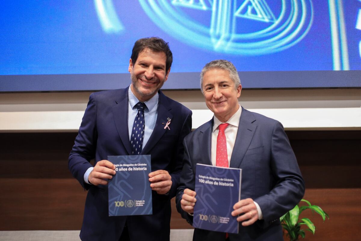 Visita. Invitado por el Colegio de Abogados de Córdoba, Ventura fue presentado por el presidente de la institución, Eduardo Bittar. (Archivo)
