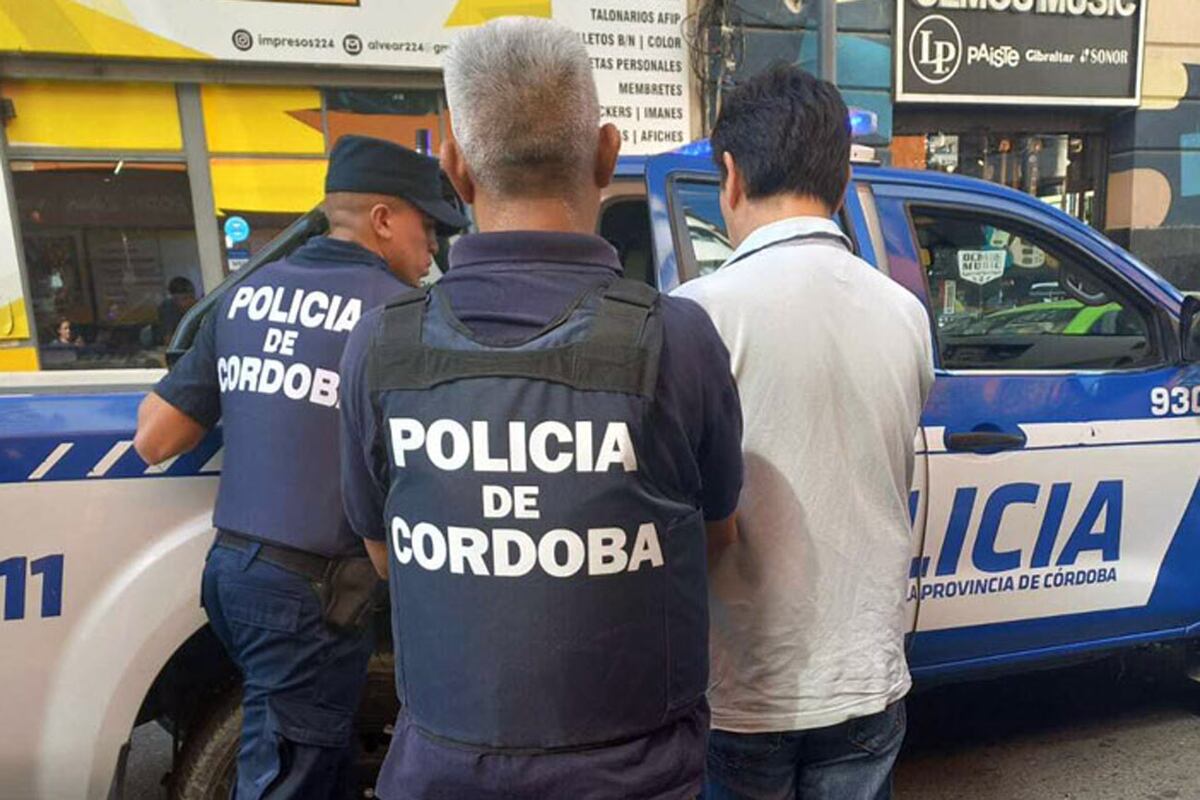 La Policía de Córdoba detuvo a varias personas acusadas de estafas inmobiliarias. (La Voz)