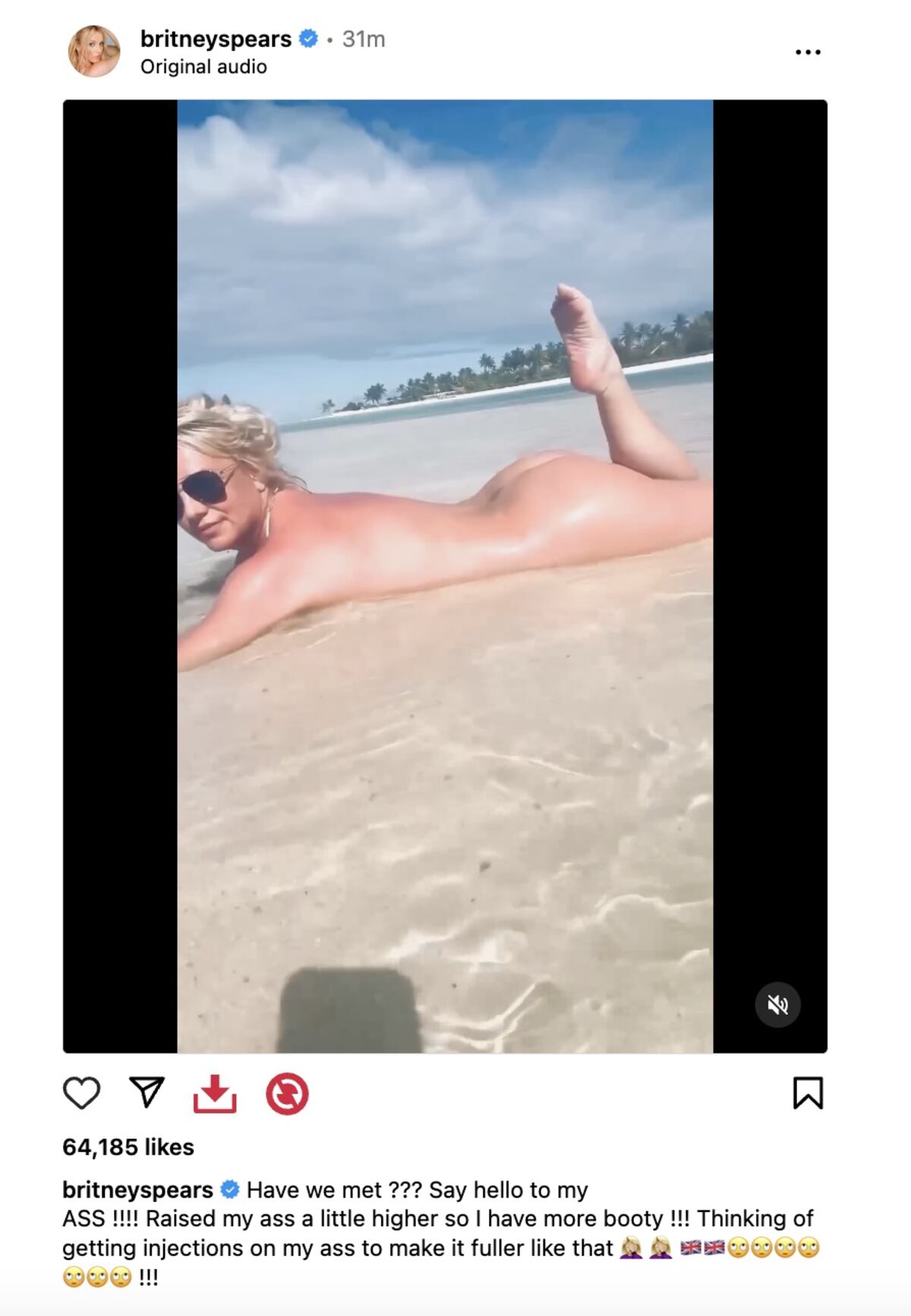 Britney Spears volvió a posar desnuda en una playa. (Instagram @britneyspears).