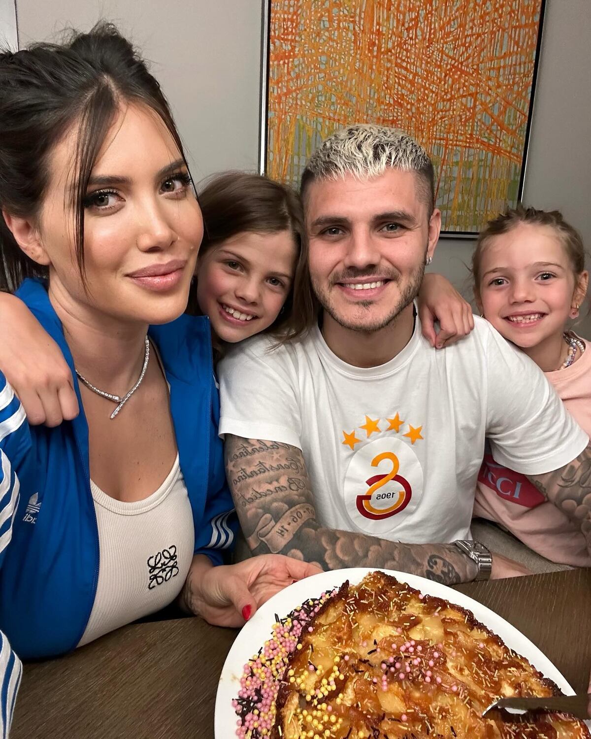 Wanda Nara, Mauro Icardi y sus hijas.