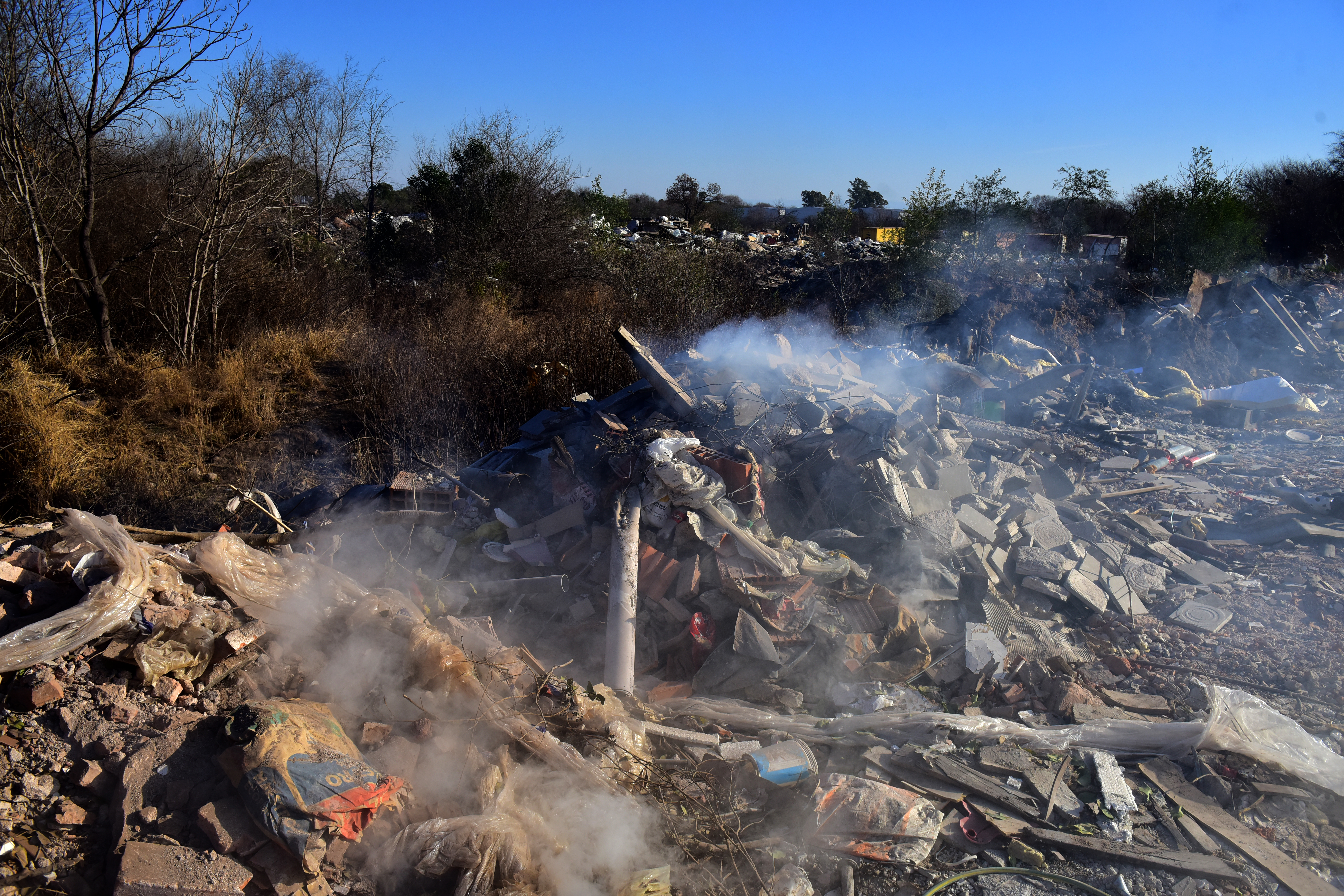Basural a cielo abierto detras del Aeropuerto. (José Gabriel Hernández/La Voz)