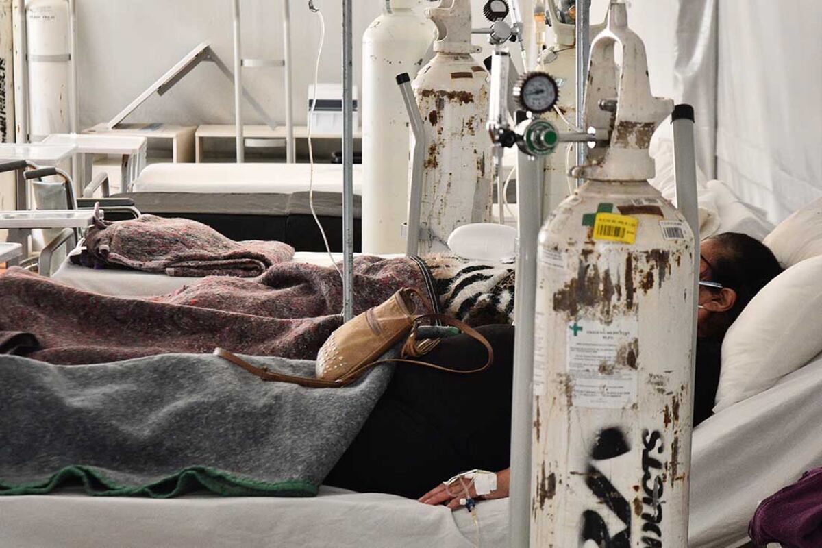 La Provincia está montando carpas de atención prehospitalaria en varios puntos de Córdoba. (Pedro Castillo)