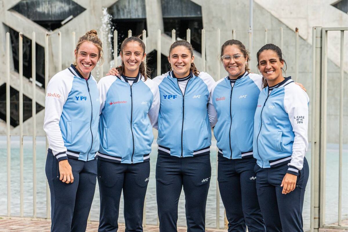 Las Guerreras, el equipo argentino de tenis que está jugando en Córdoba por la Billie Jean King Cup. (Prensa AAT)