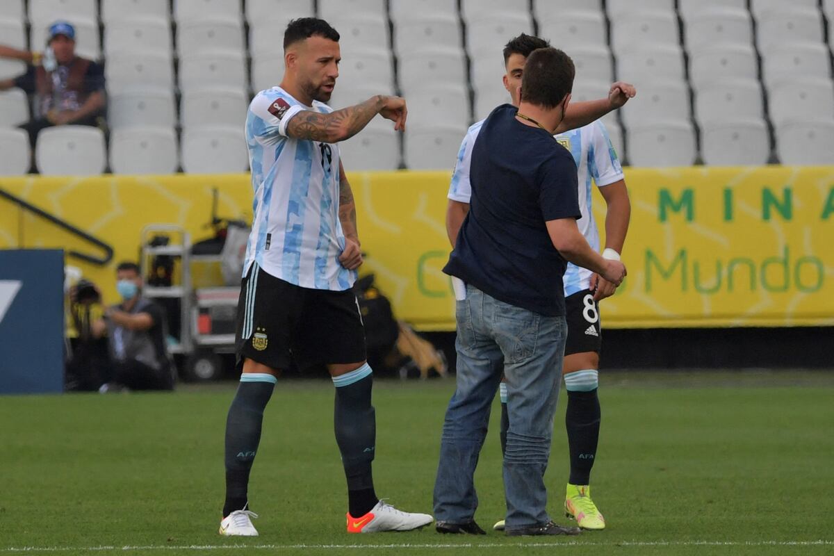 El agente de Anvisa habría entrado armado al estadio de San Pablo.