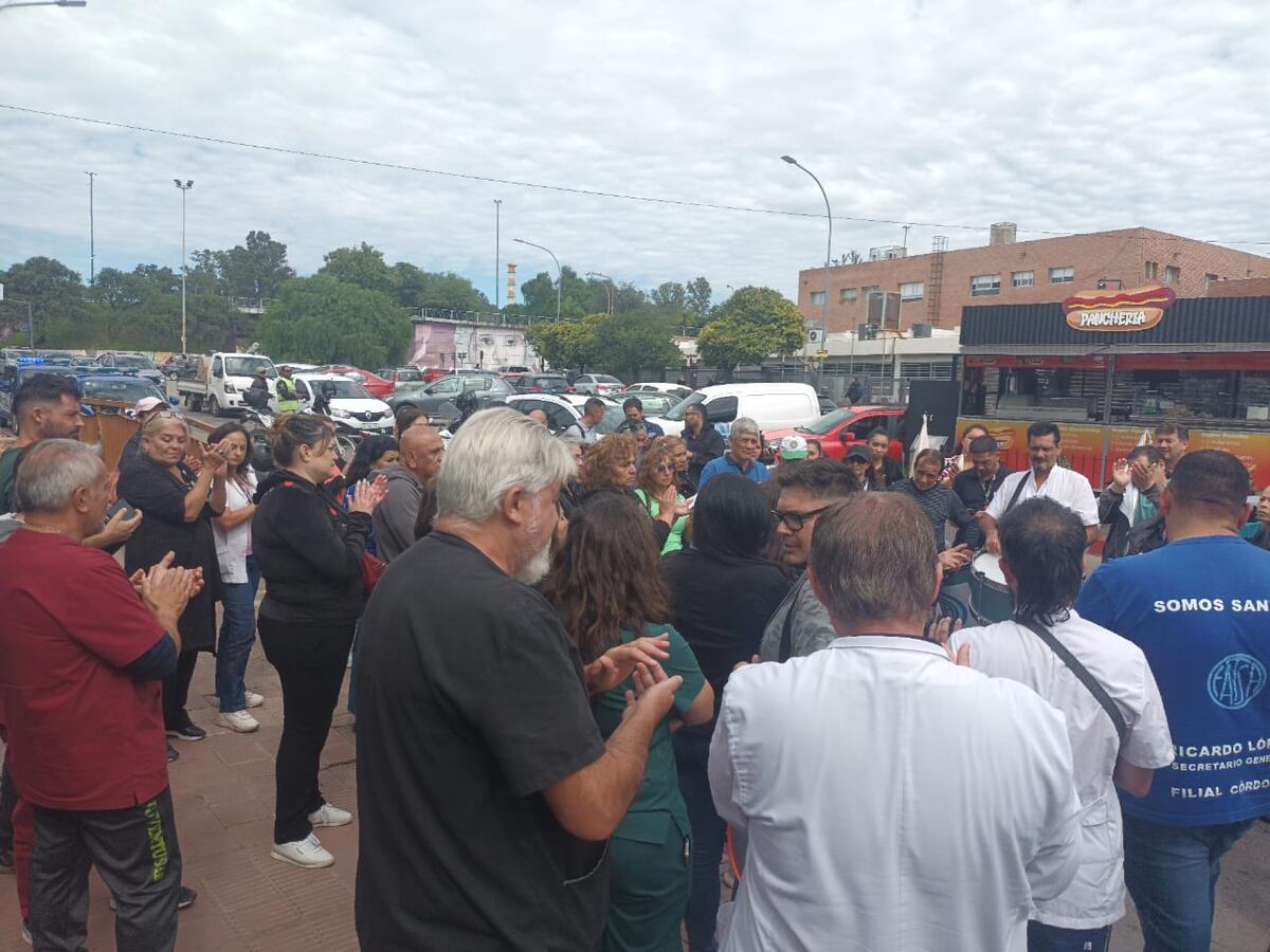 Protesta frente al Polo Sanitario (Gentileza)
