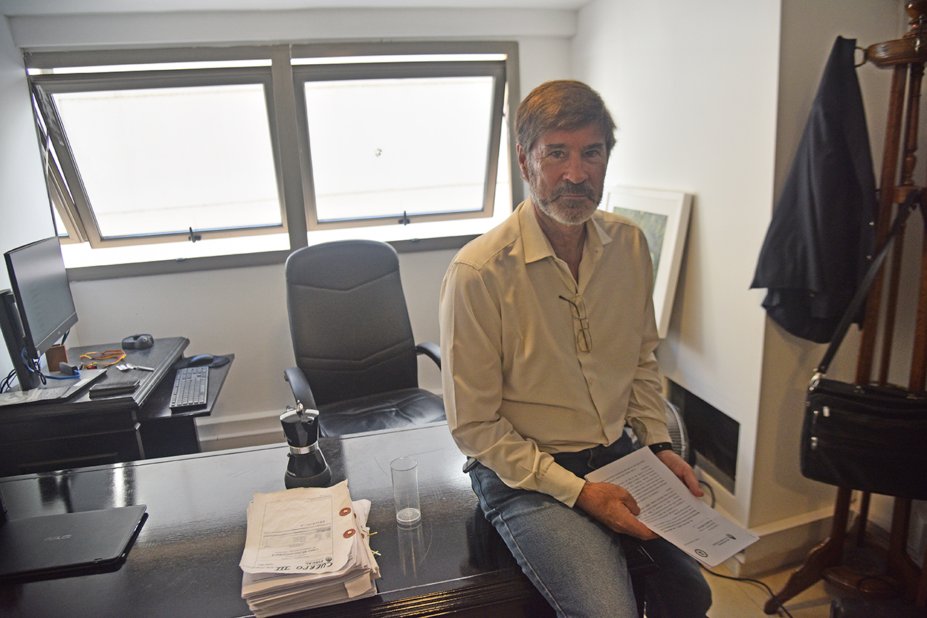 Fiscal. El fiscal Enrique Senestrari condujo la investigación desde el momento de la desaparición de Santiago. Luego, fue desplazado. (Pedro Castillo / La Voz)